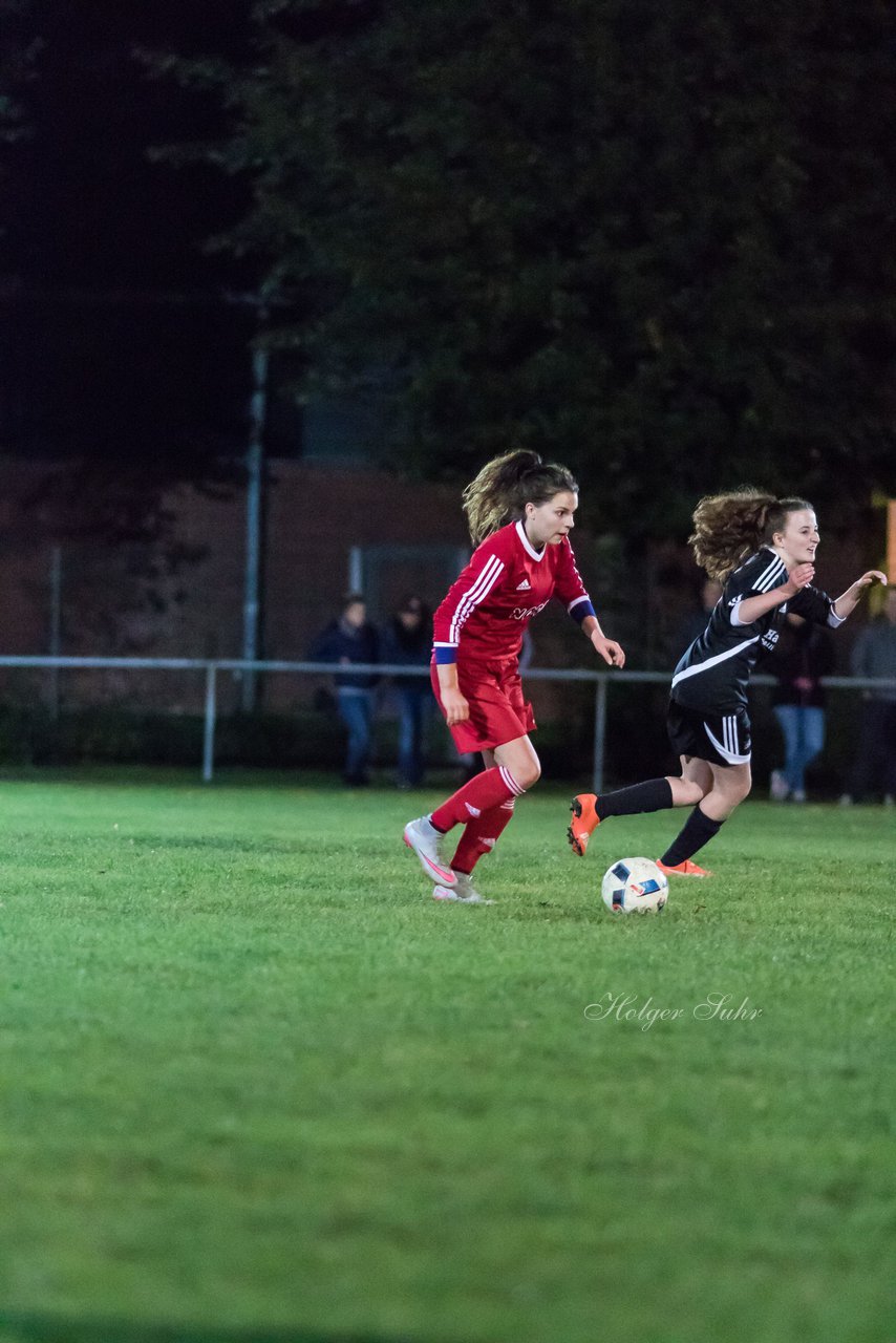 Bild 237 - Frauen SG Krempe/ETSV F. Glueckstadt - TSV Heiligenstedten : Ergebnis: 8:0